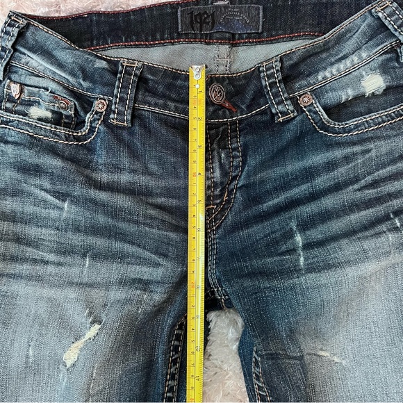 🤠 1921 Western Glove Works Chrissie Low-Rise Slim-Leg Distressed Jeans | 29x32 - Picture 5 of 14